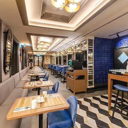 Eurostars Baixa ホテル