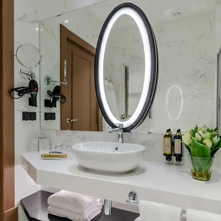 Eurostars Baixa Szálloda 4*