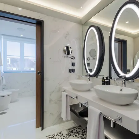 Szálloda Eurostars Baixa